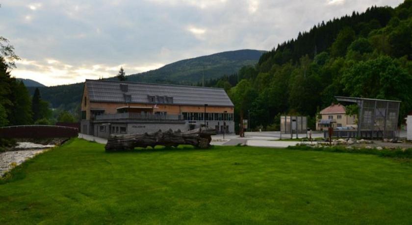 Luxusni Horsky Apartman Primo U Sjezdovky Kouty Loučná nad Desnou Buitenkant foto